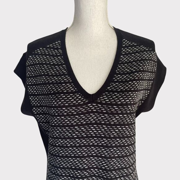 Athleta Black Thereafter Dress Sweater V Neck Striped Short Sleeve Size Medium - Picture 4 of 11